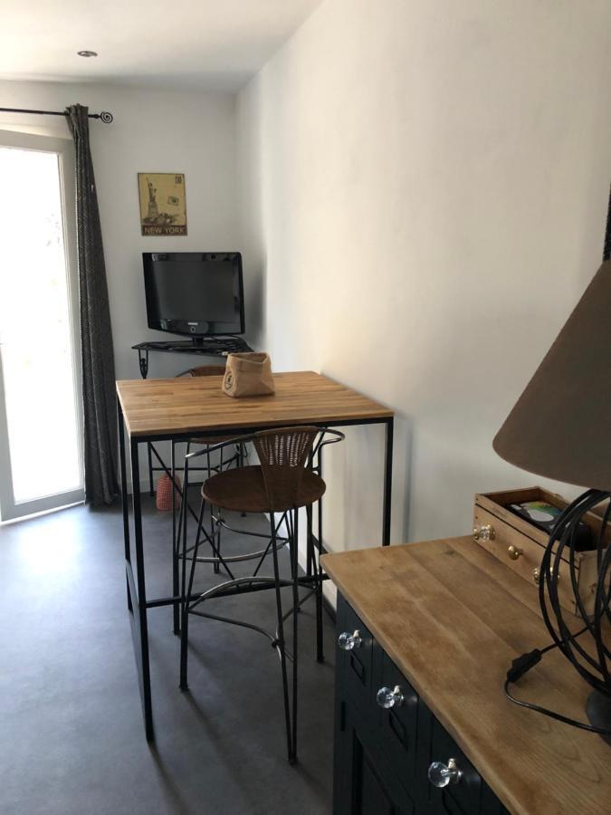 Ferigoules #Festivalavignon Apartman Entraigues-sur-la-Sorgue Kültér fotó